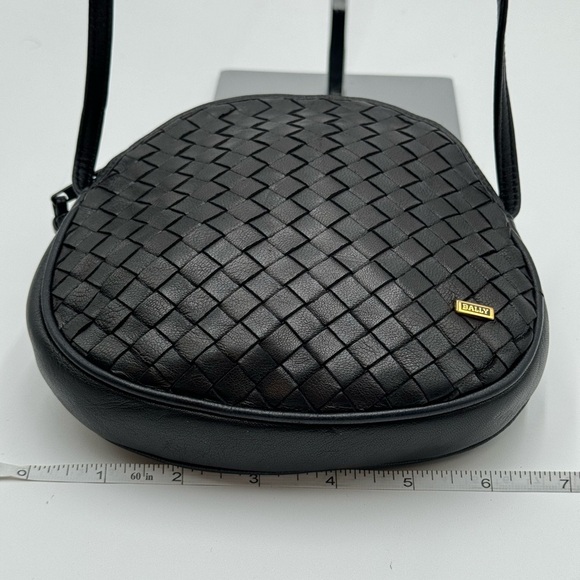 Bally-Authentic-Black Leather rounded Crossbody - Picture 7 of 14